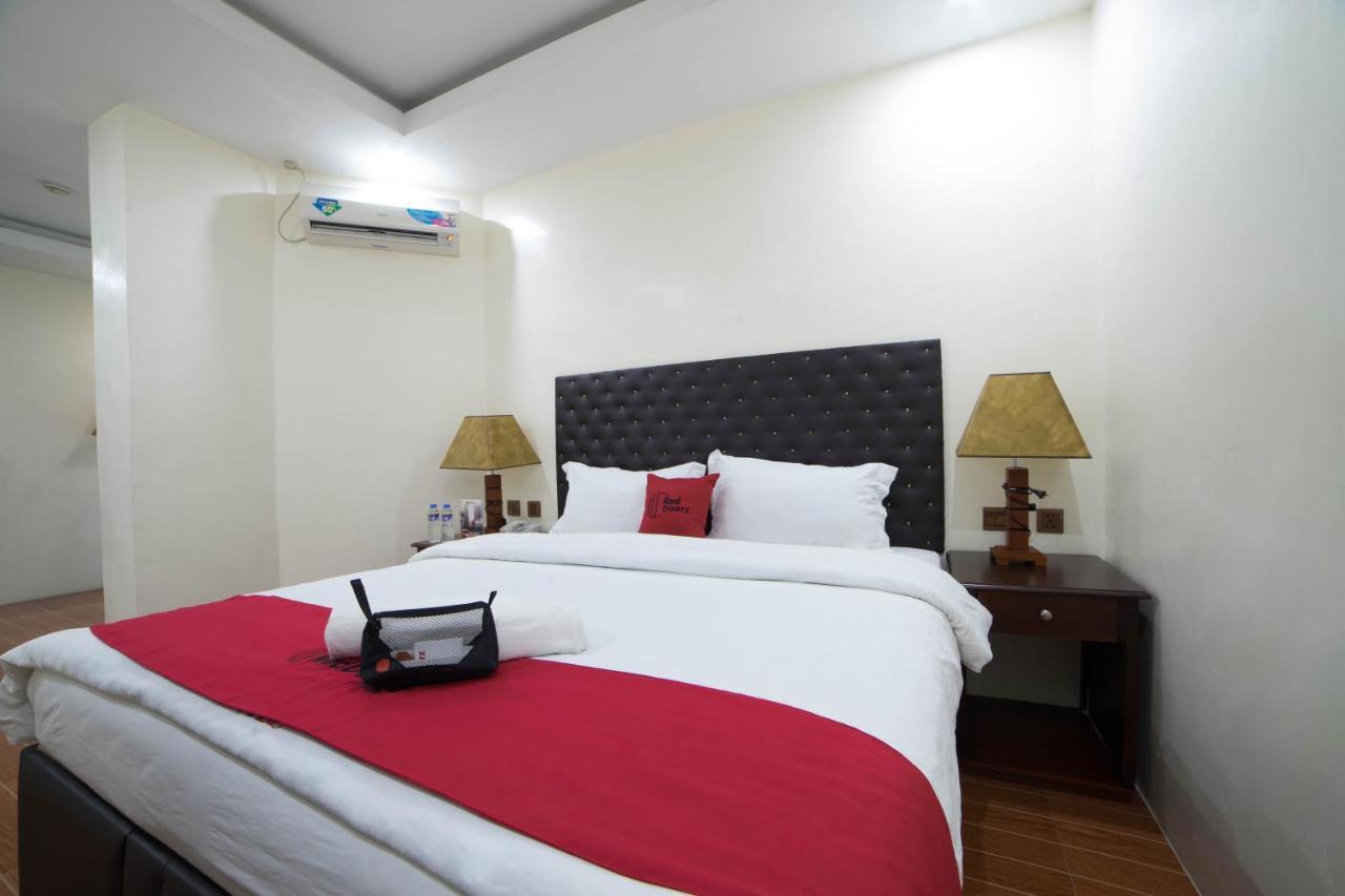 Reddoorz Plus @ Balibago Angeles City Bagian luar foto