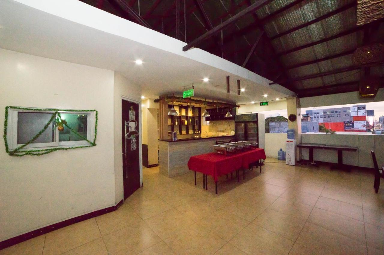 Reddoorz Plus @ Balibago Angeles City Bagian luar foto
